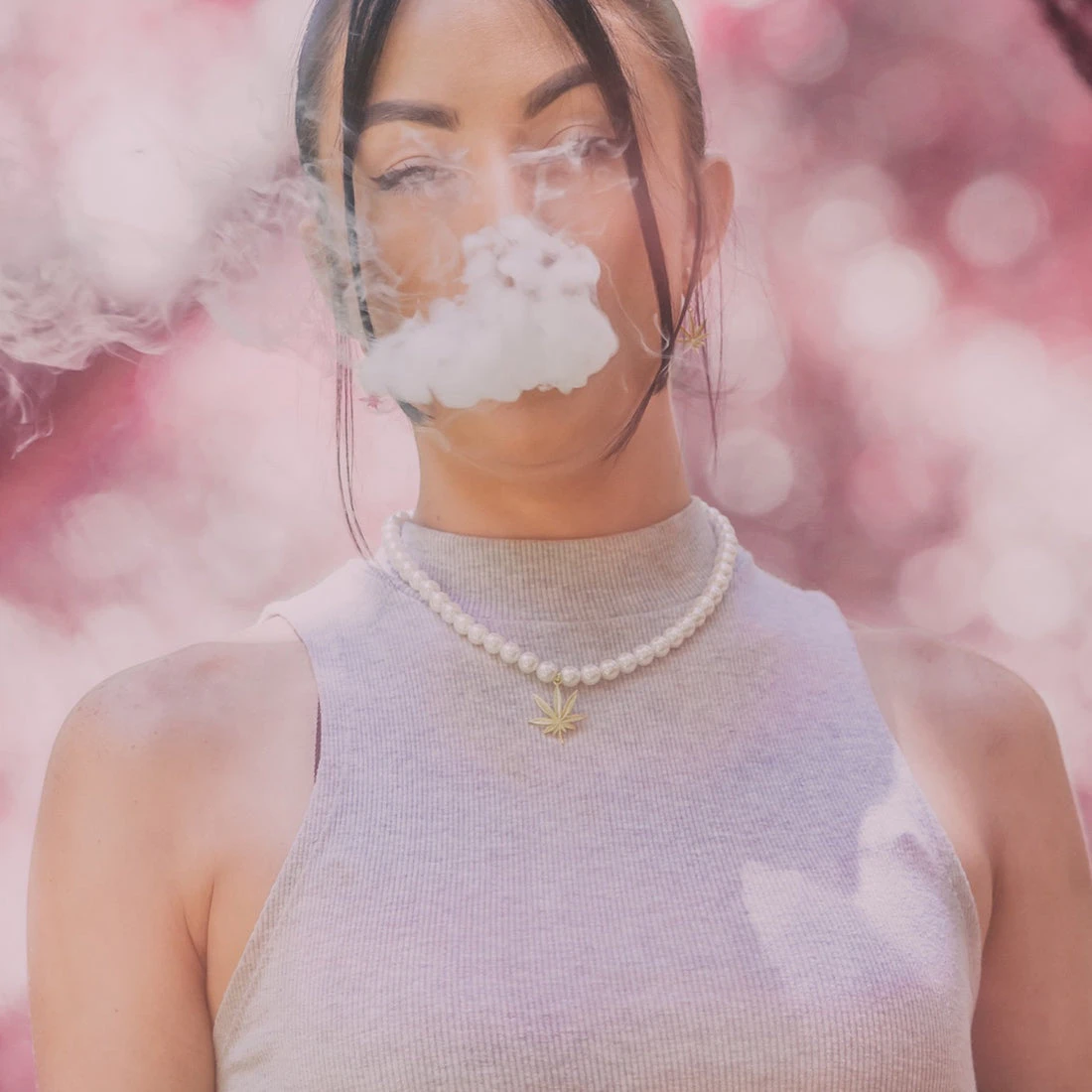 Cannabis Leaf Pearl Necklace 6 Cannabis Leaf Pearl Necklace - Image 6