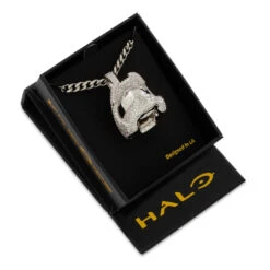Halo X King Ice - Master Chief Helmet Necklace 17 Halo X King Ice - Master Chief Helmet Necklace -King Ice Shop halo x king ice master chief helmet necklace pre order king ice 31482363936943